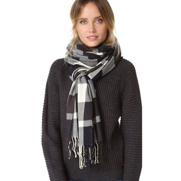 NWT Plush Women's Ultra Soft Plaid Scarf, Navy/Charcoal/White, One Size D1 - Picture 1 of 6